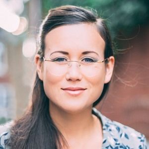 Meet your Posher, Laura